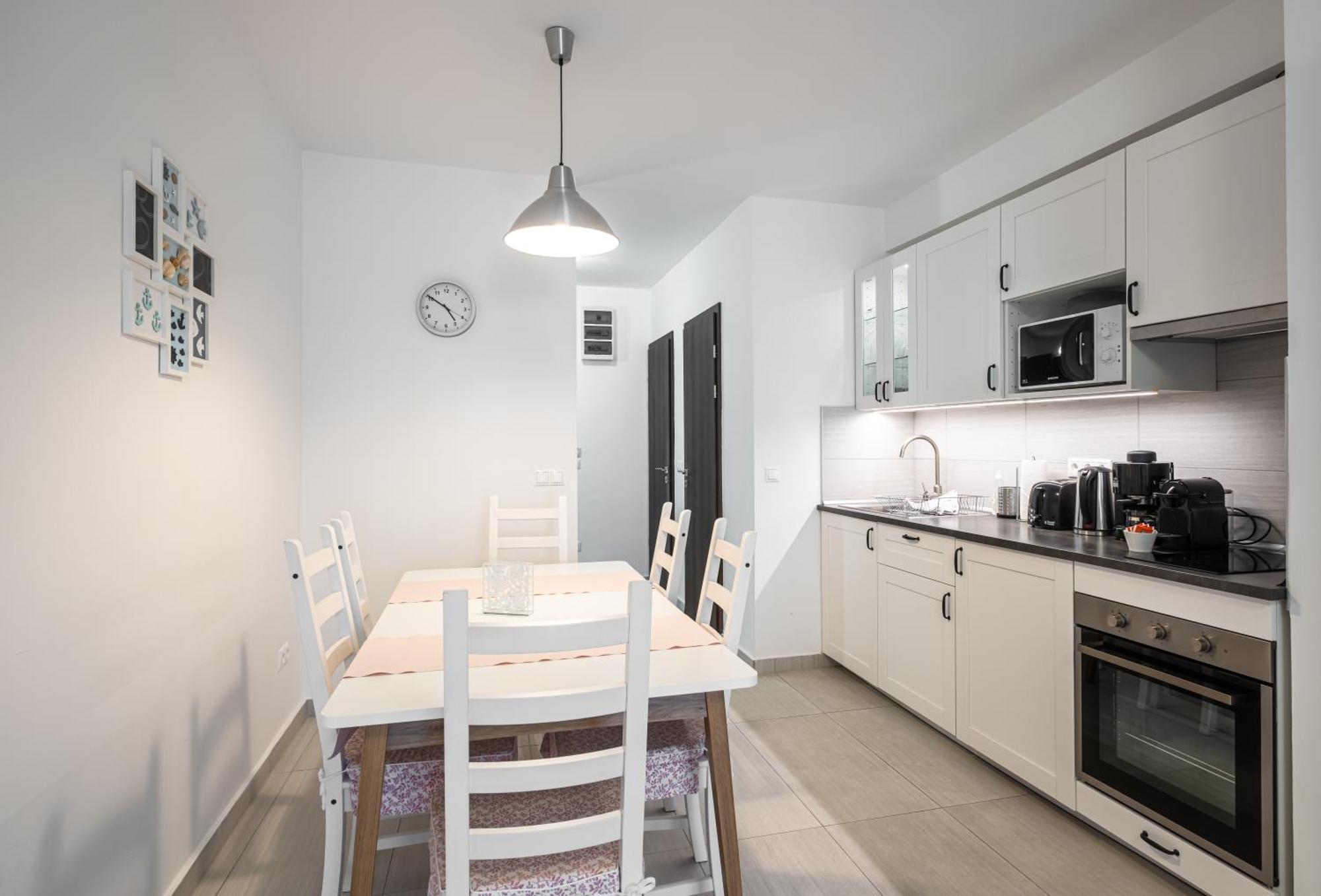 Aranymandula Apartmanok Balatonakali Exterior photo